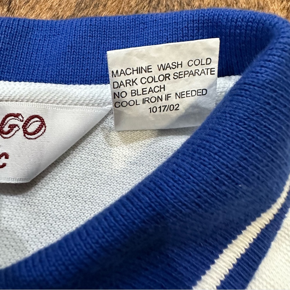 Women’s size Small nologo classic white with blue collar polo sleeveless shirt - Picture 7 of 7